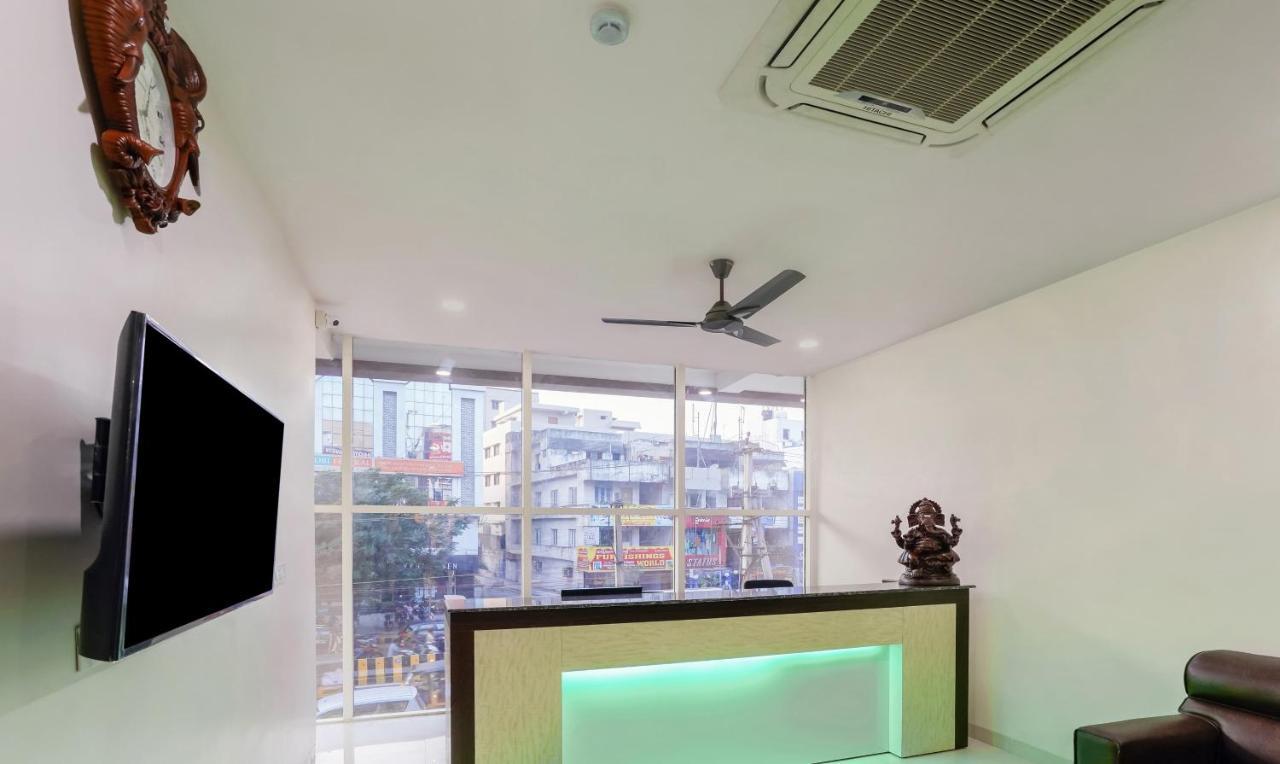 Super Collection O Dabagardens Near Beach Road Visakhapatnam Dış mekan fotoğraf