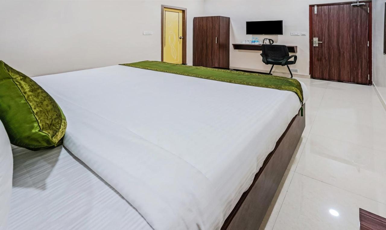 Super Collection O Dabagardens Near Beach Road Visakhapatnam Dış mekan fotoğraf